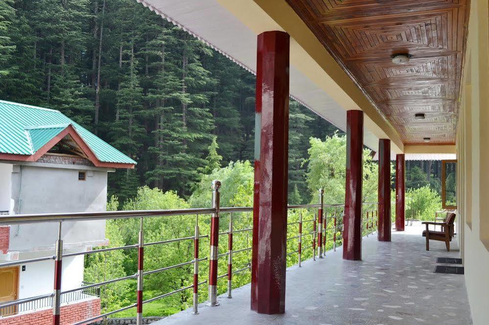Hotel Chetna Manāli Esterno foto